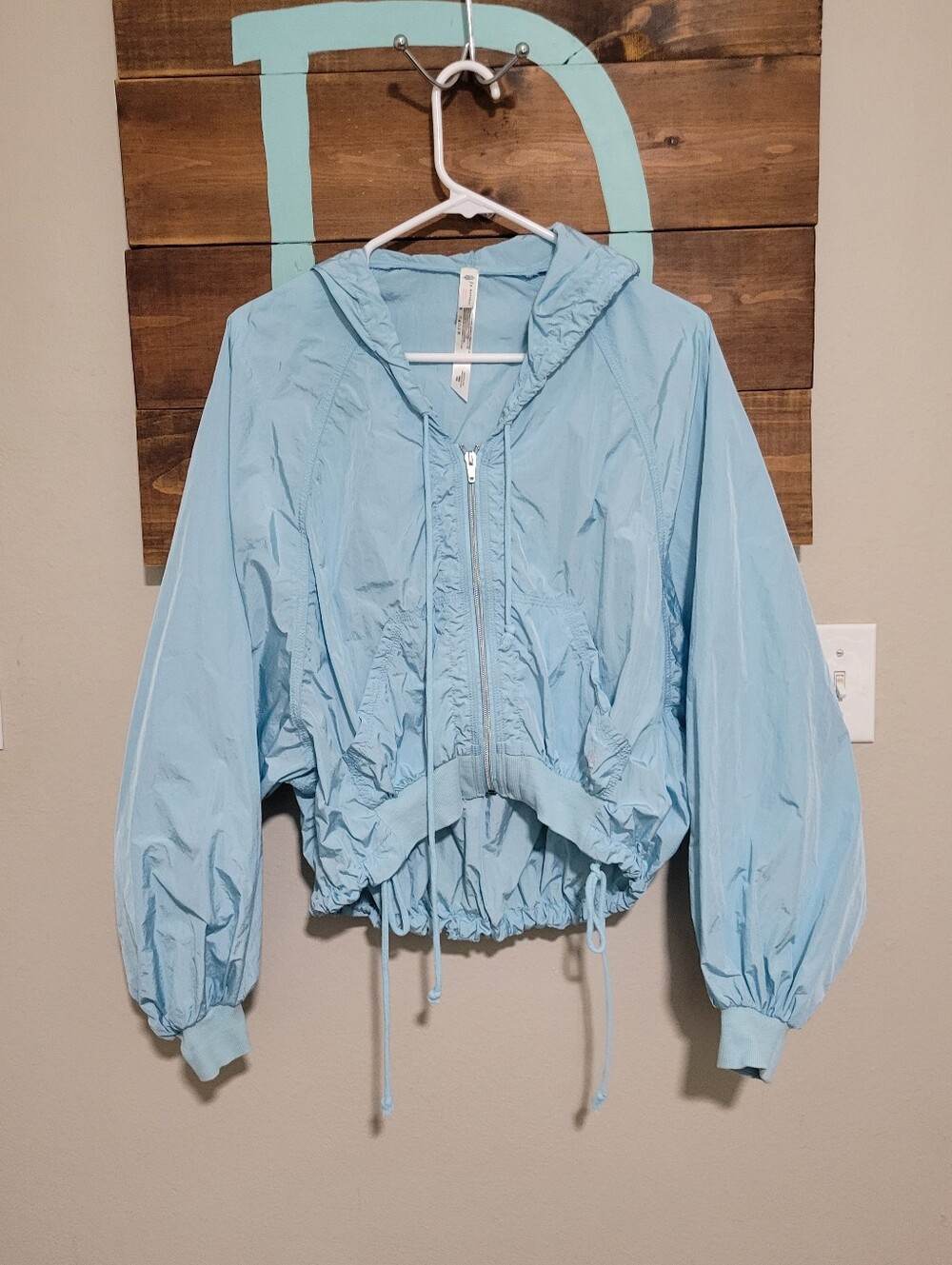FP Movement On The Rise Light Blue Hooded Windbreaker Jacket Size Xs